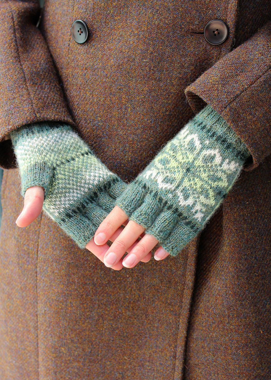 Shetland Fair Isle Fingerless Gloves Green