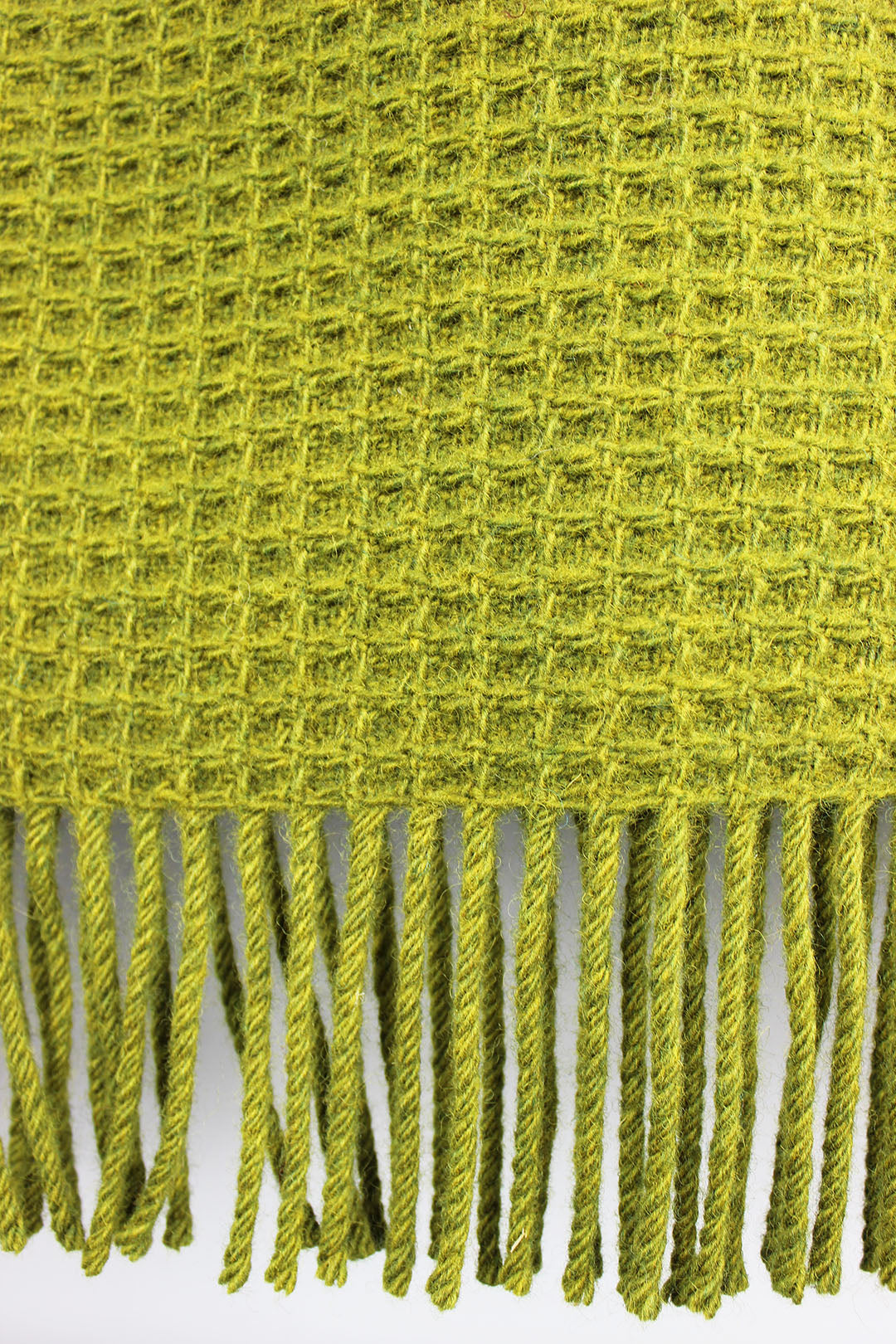Bute waffle throw in moss green