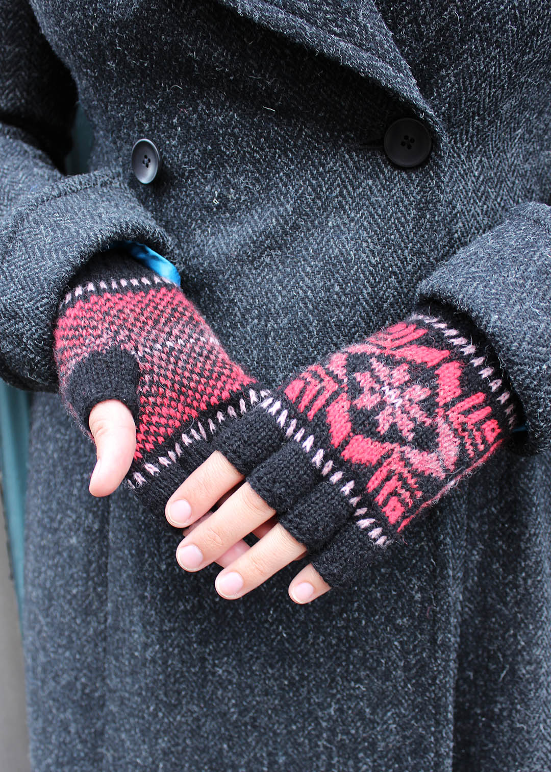 Shetland Fair Isle Fingerless Gloves Black