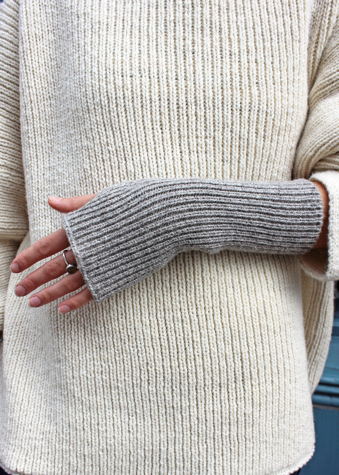 Wrist Warmers Natural Grey