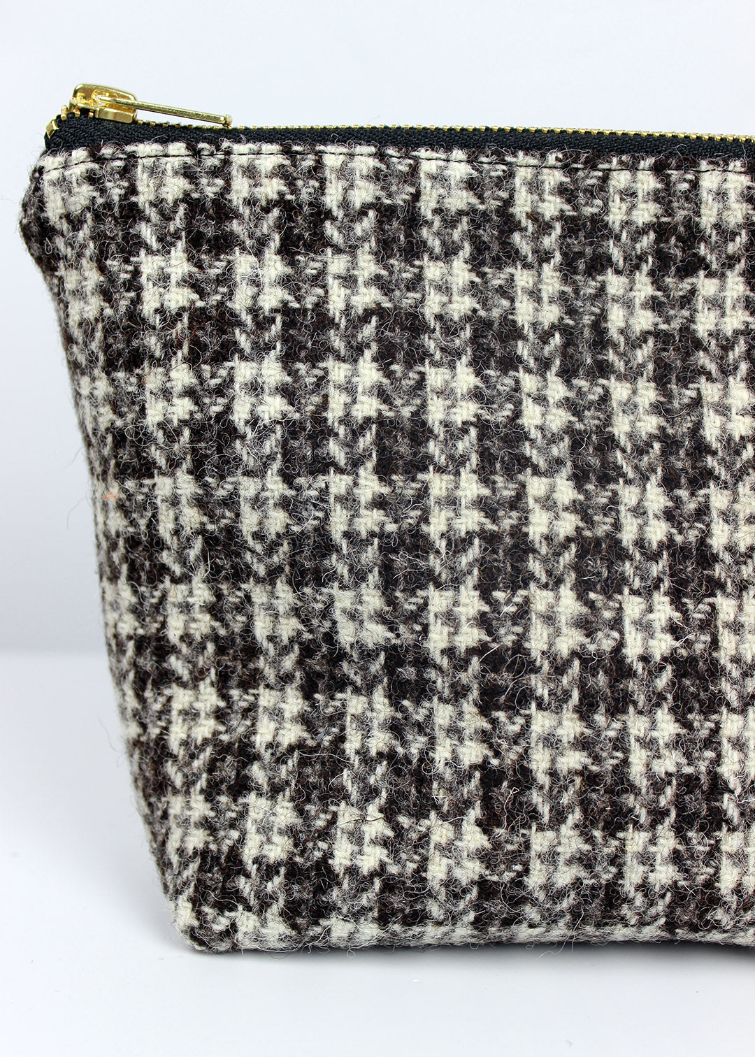 Stornoway Harris Tweed Zip Bag Large