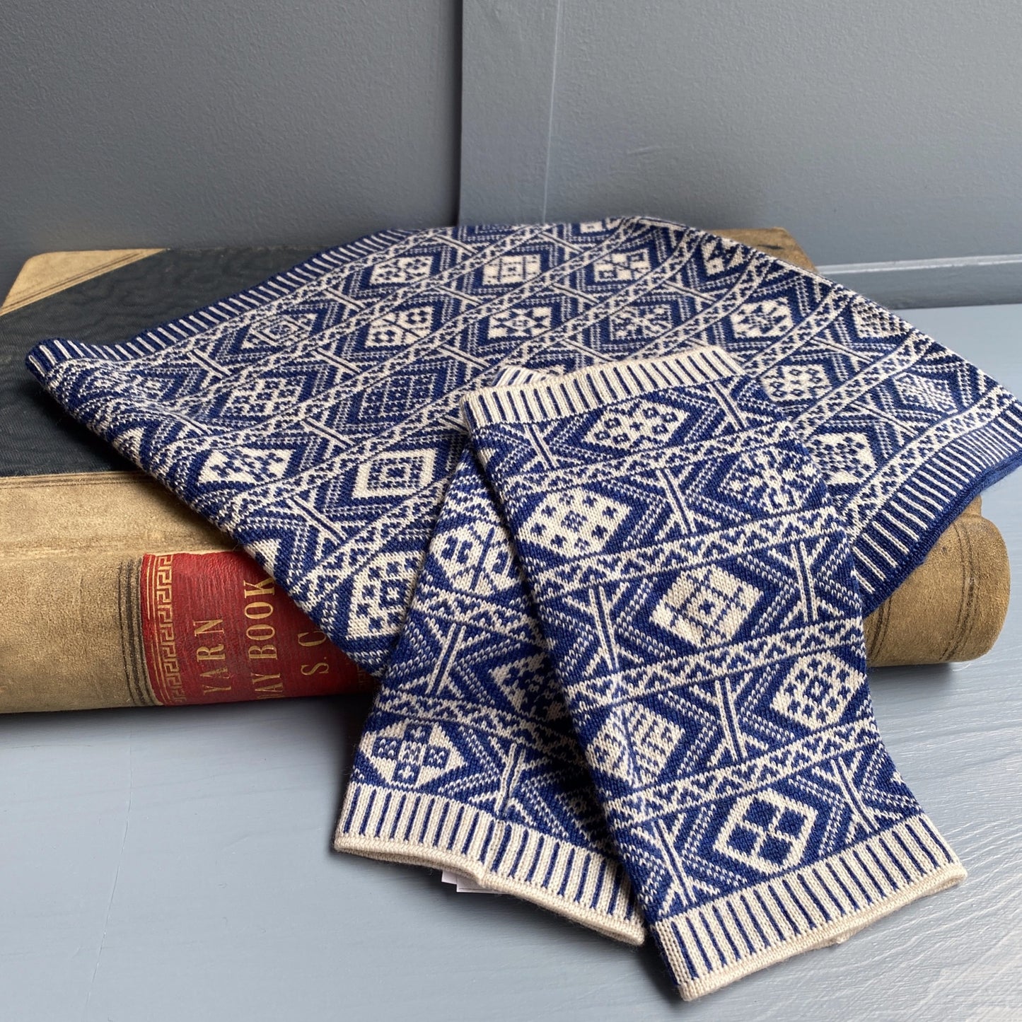 Shetland Fair Isle Cowl and Mittens