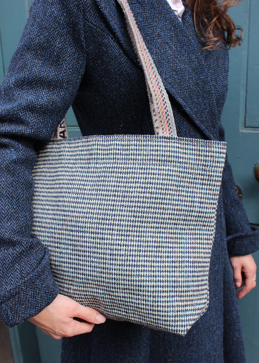 Elie Little Shopper