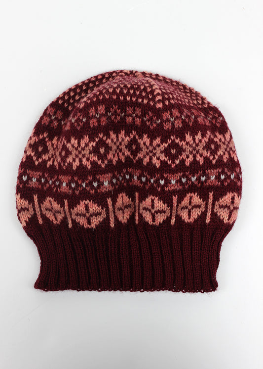 Shetland fair isle hat in red.