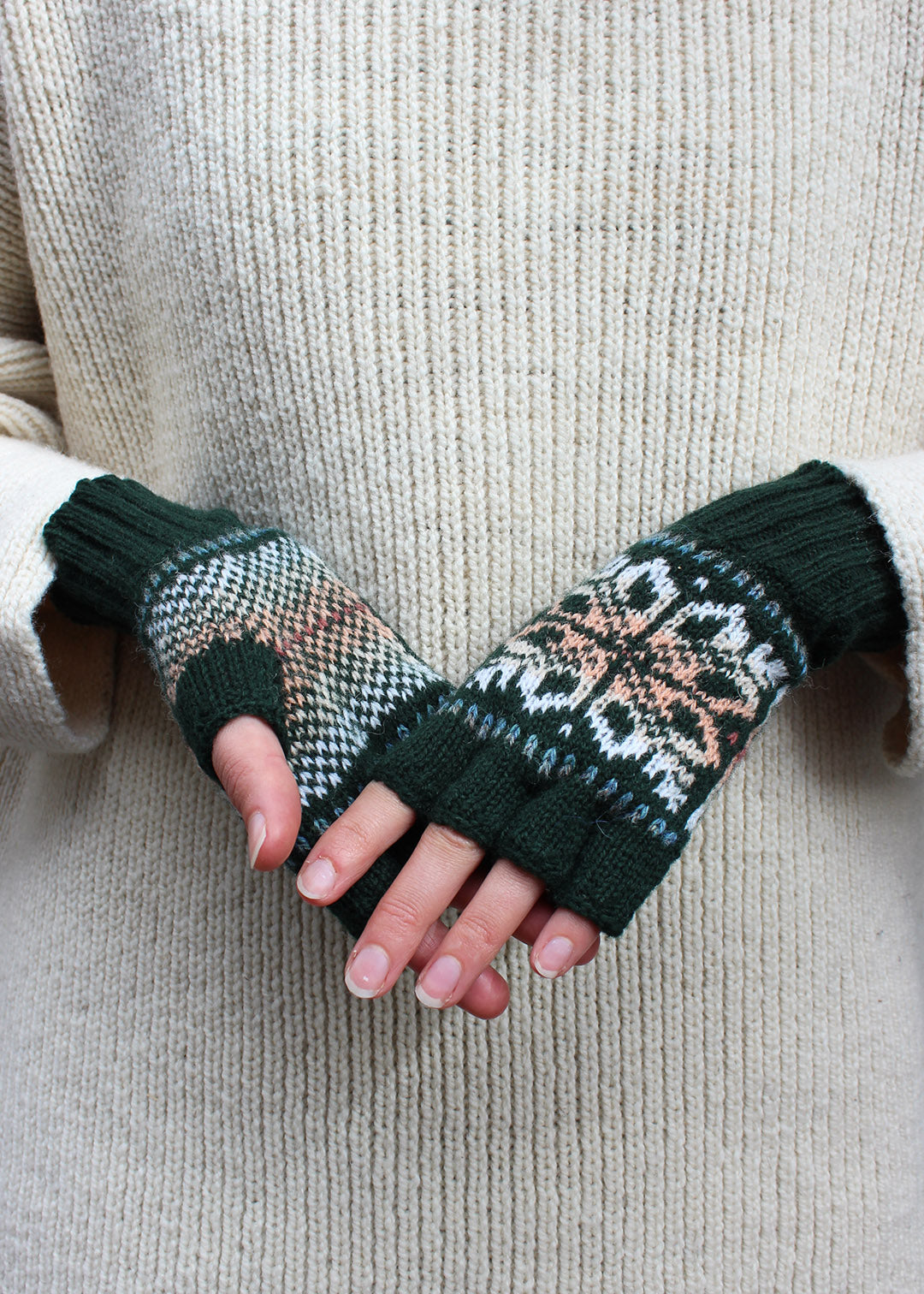 Shetland wool Fair Isle green forest gloves.