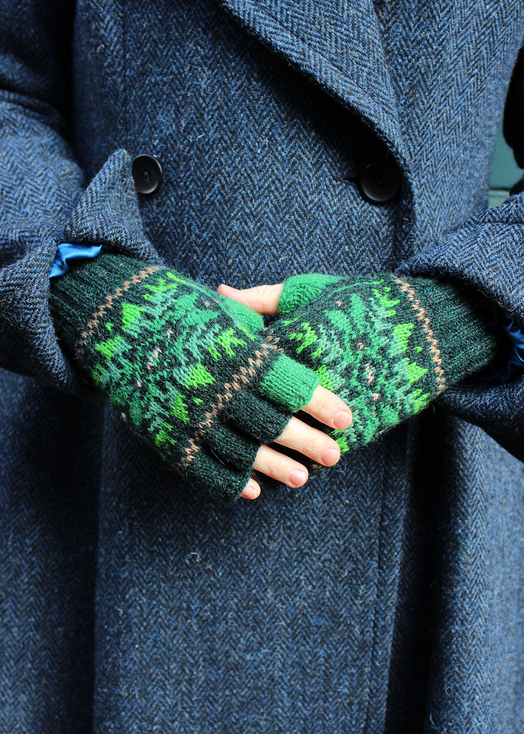 Shetland Fair Isle Fingerless Gloves Green