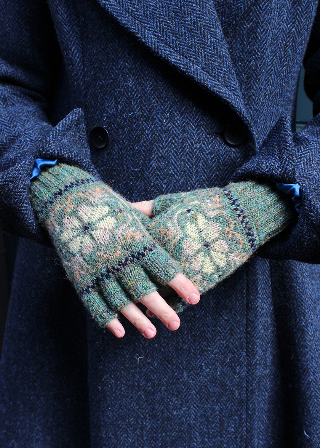 Shetland Fair Isle Fingerless Gloves Green