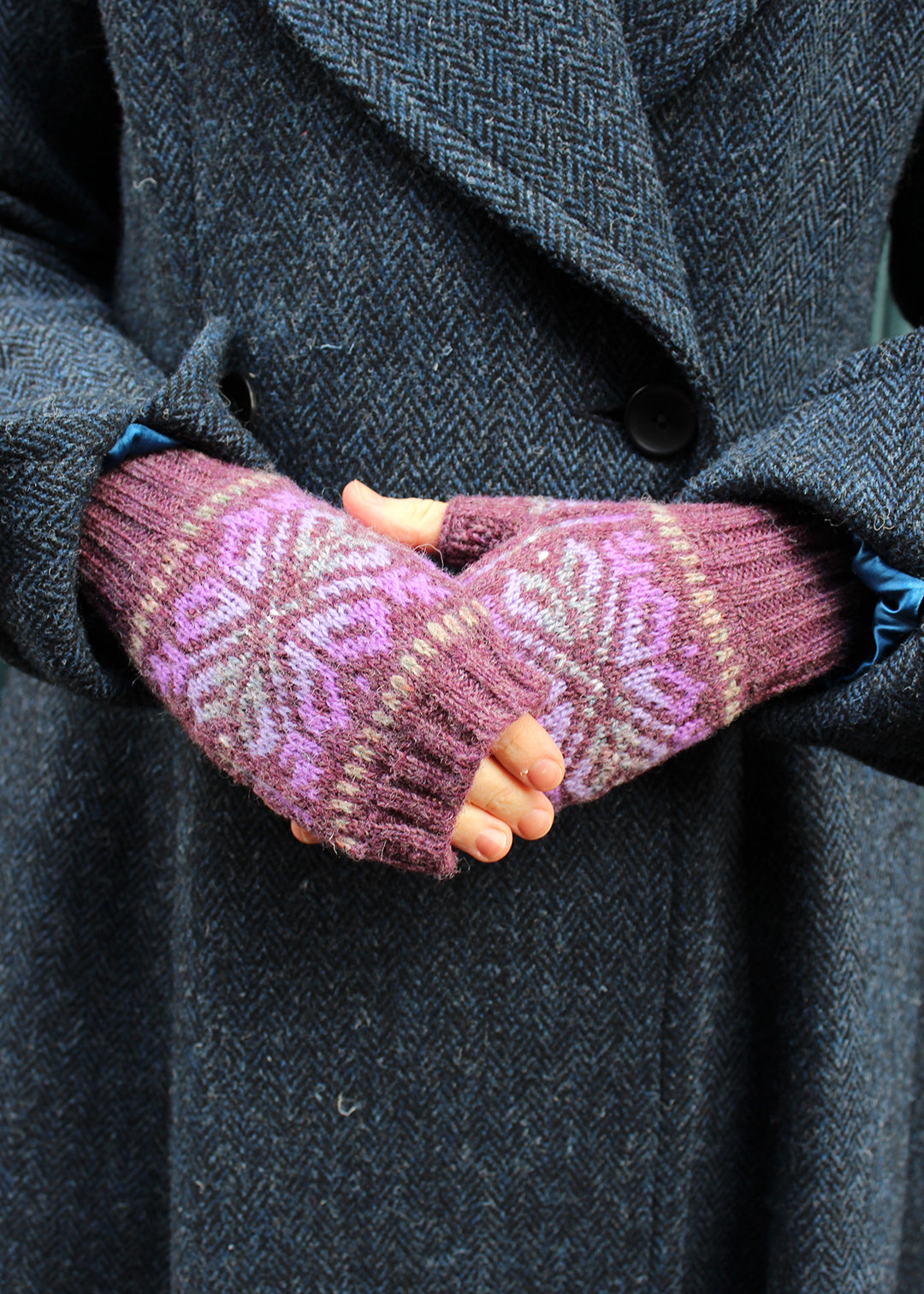 Shetland Fair Isle Fingerless Mitts Berry