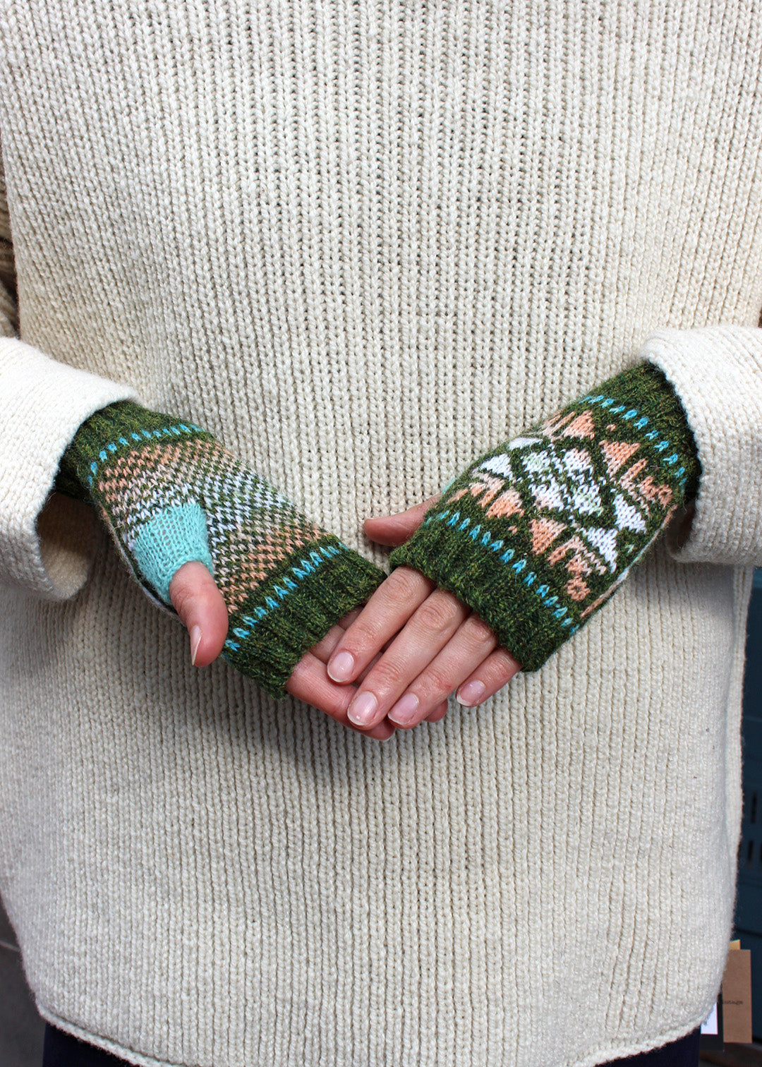 Shetland Fair Isle Fingerless Mitts Green