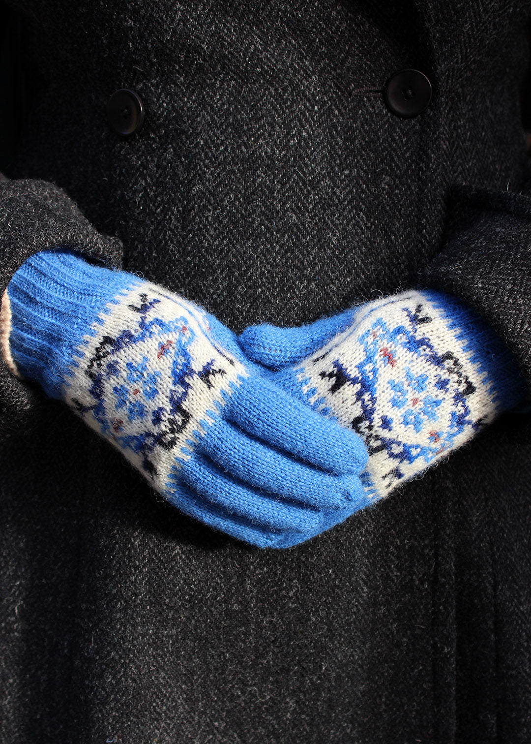 fair isle gloves in cobalt blue colour knitted in shetland