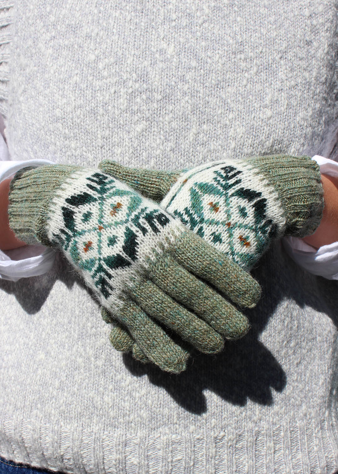 Shetland Fair Isle Gloves Green