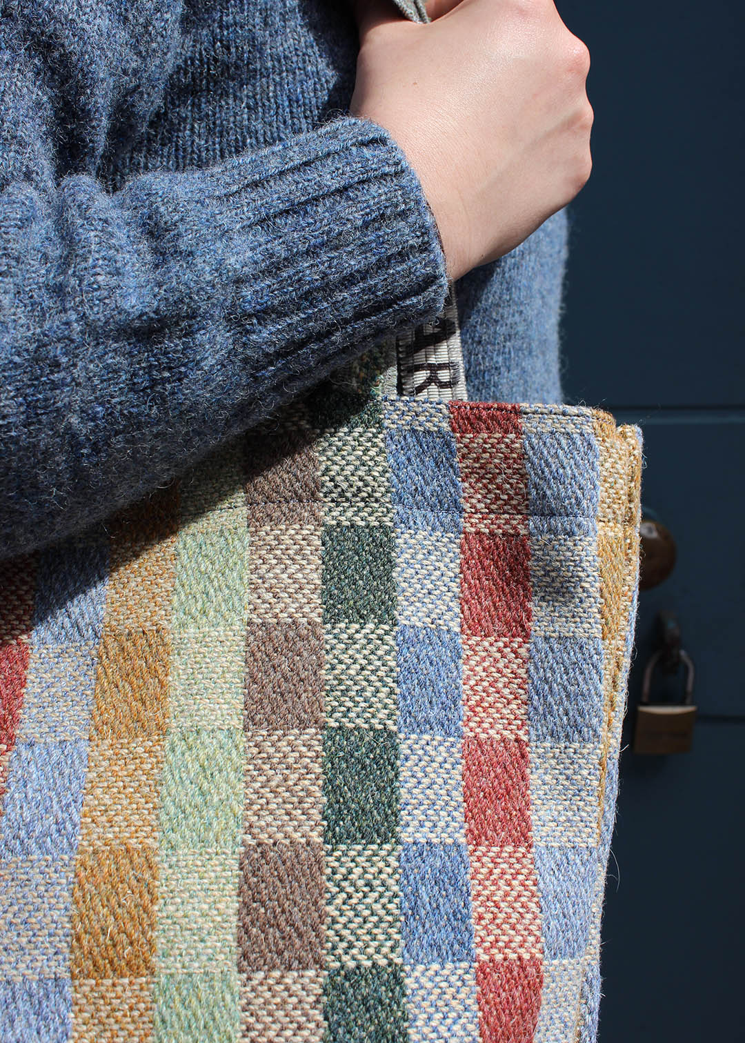 Uist Carpet Bag