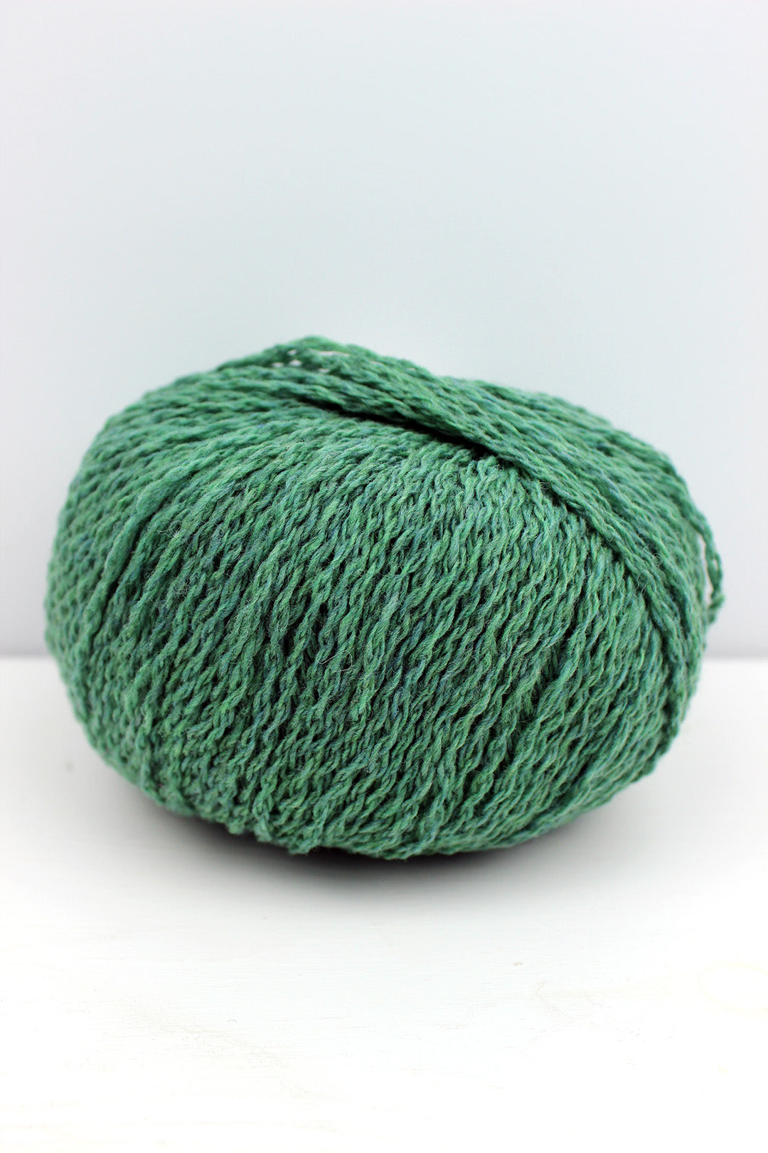 Di Gilpin yarn in green Linnet colourway. Scottish Textiles Showcase