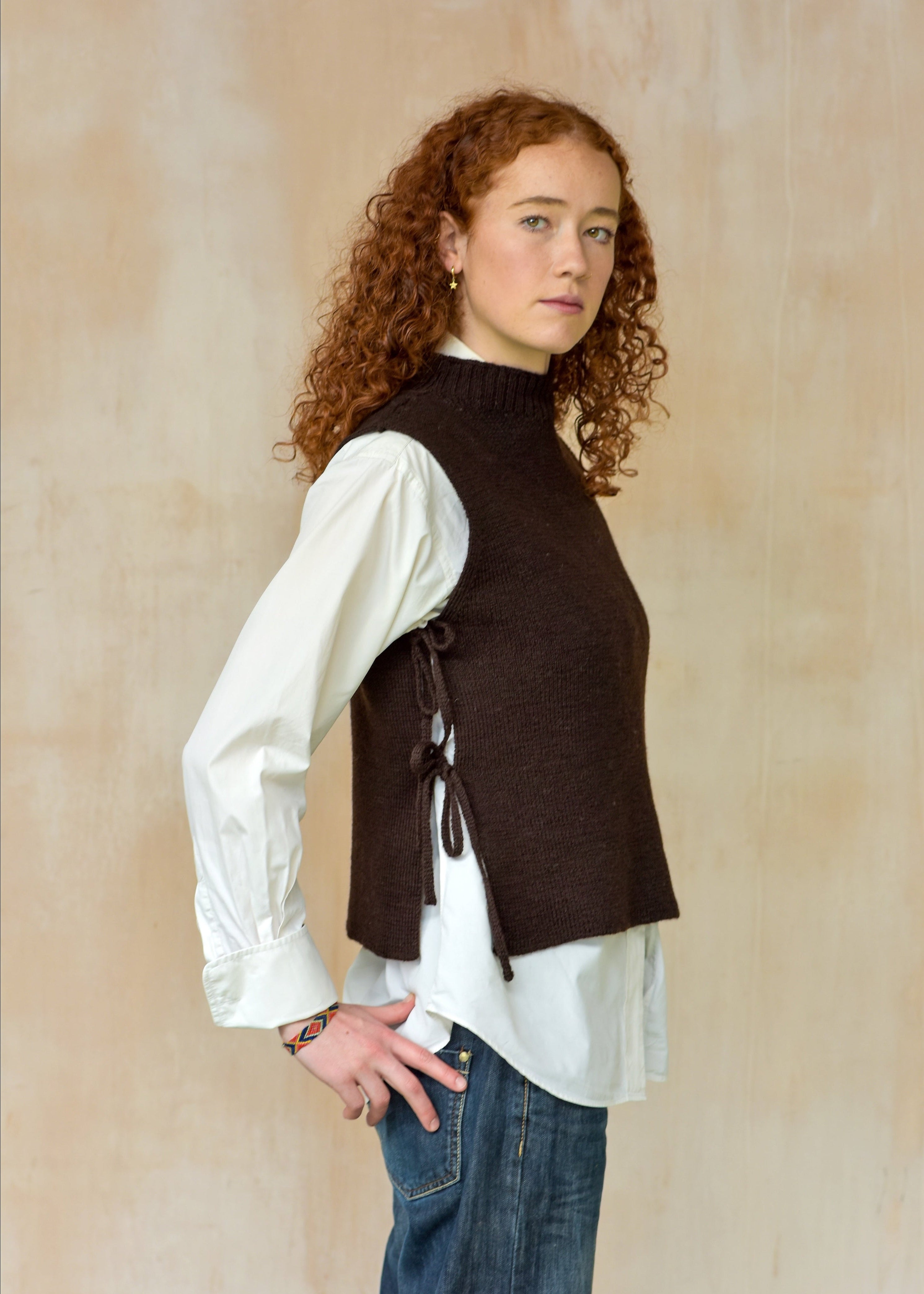 British Wool Tie Vest Cocoa