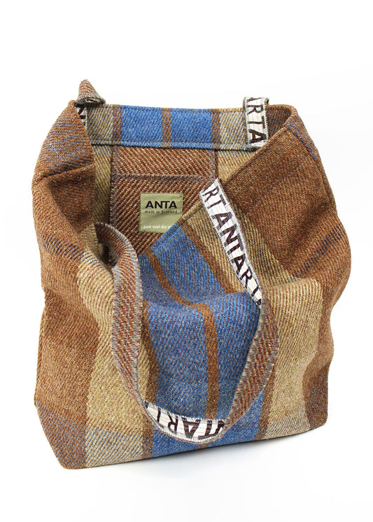 Jamie Fraser Carpet Bag