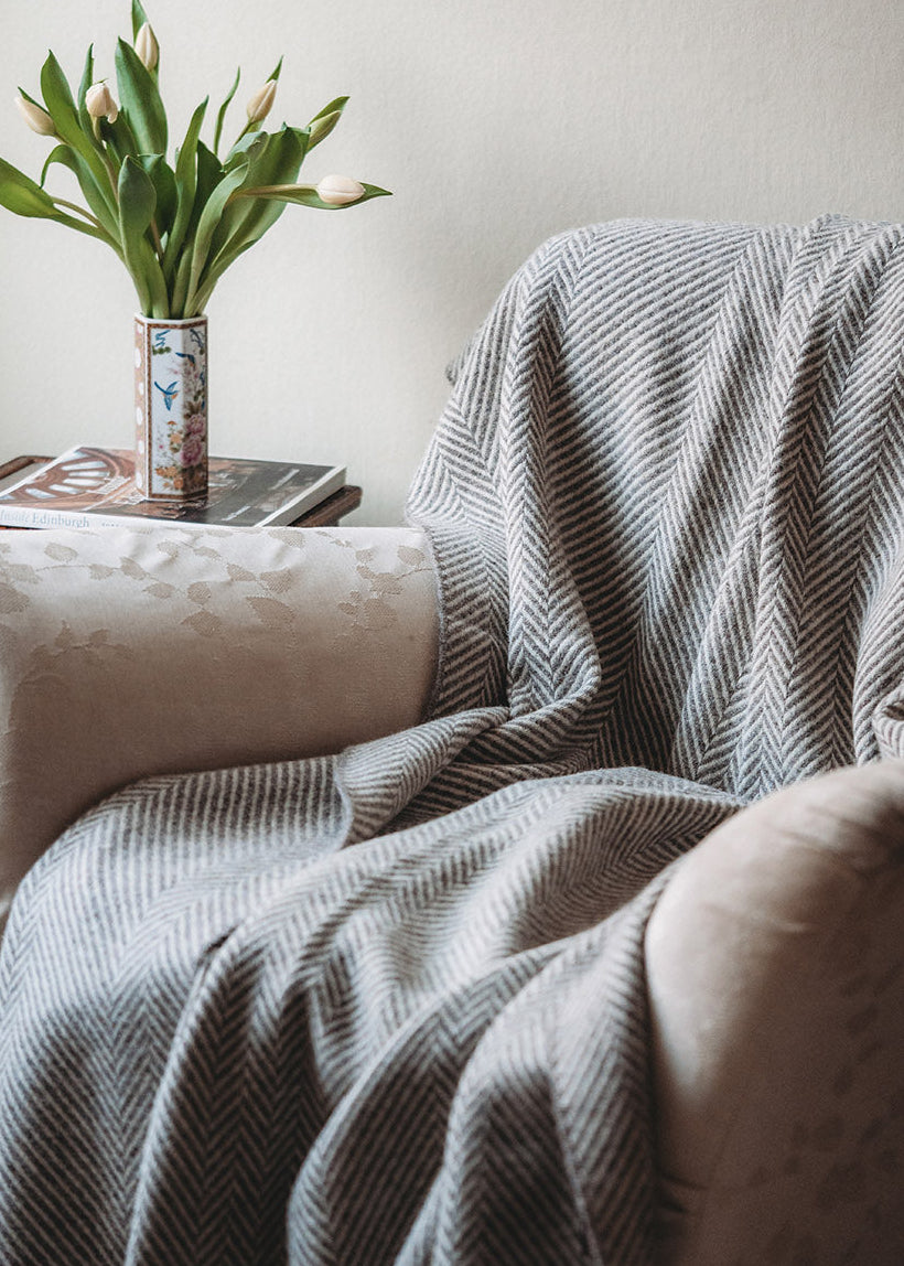 Jacob blanket woven in un-dyed grey and off-white wool.