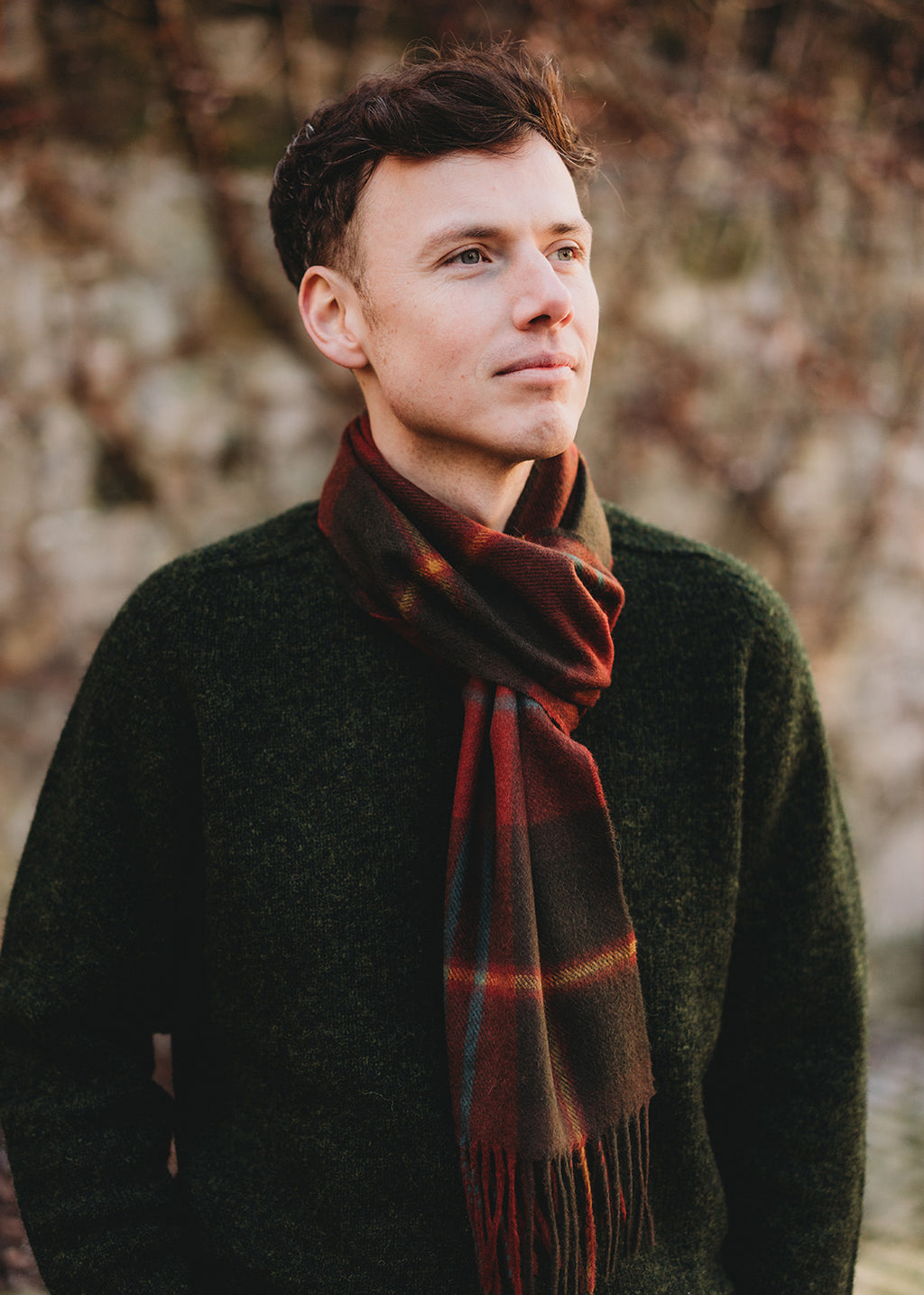 Cashmere scarf in ginger.