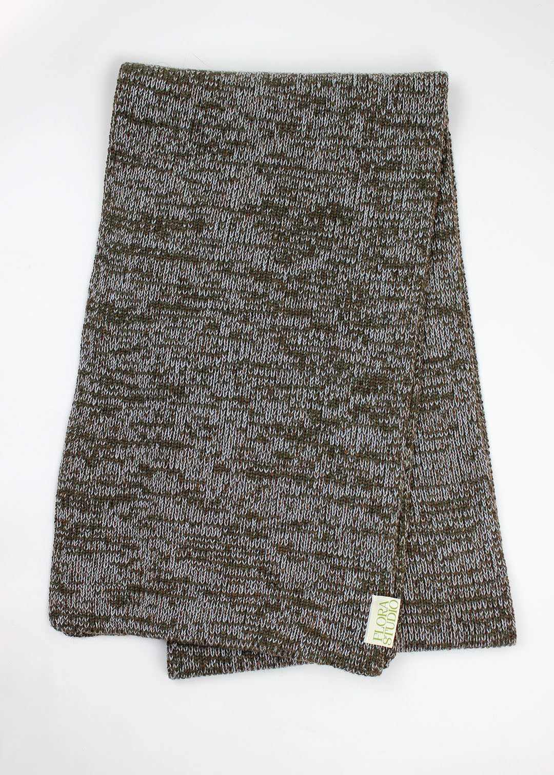 Wool and cashmere marl lichen scarf.