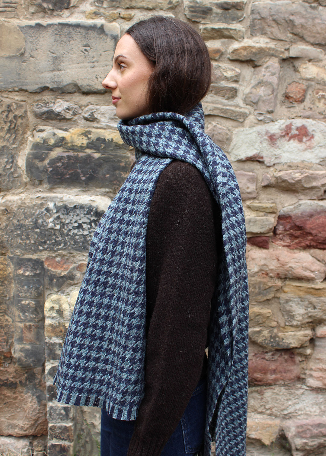 British Wool Scarf Blue Houndstooth