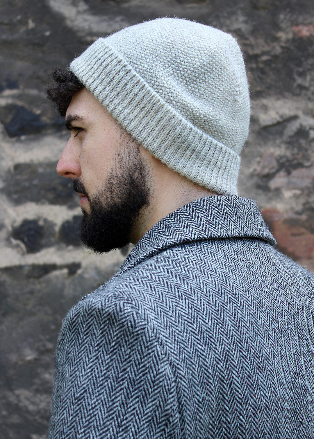 Cuillin Hat Natural Pale Grey