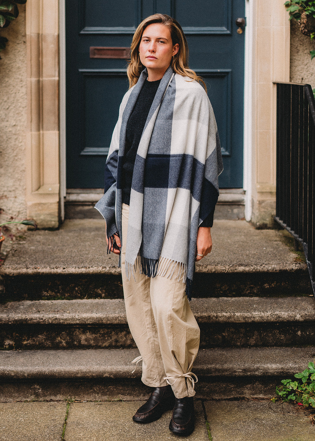 Navy Block Cashmere Stole