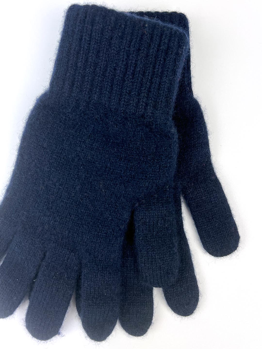 Cashmere gloves in blue shades. Knitted in the Scottish borders