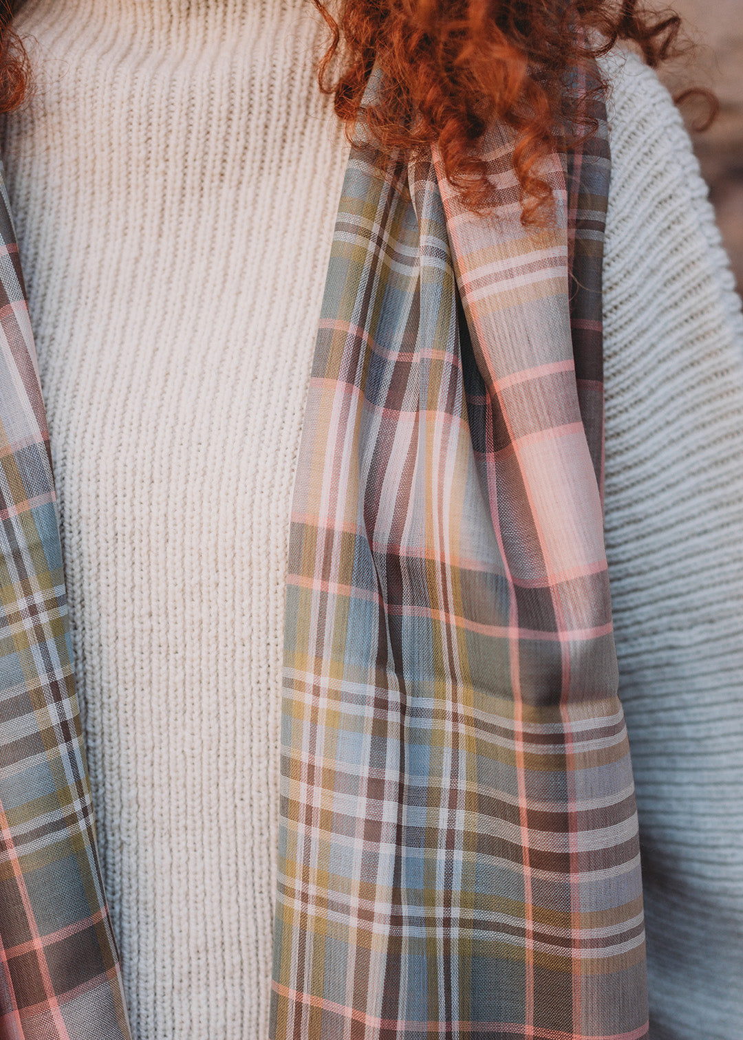 Alba Stole woven in extra fine merino wool in the Dundee Rose tartan.