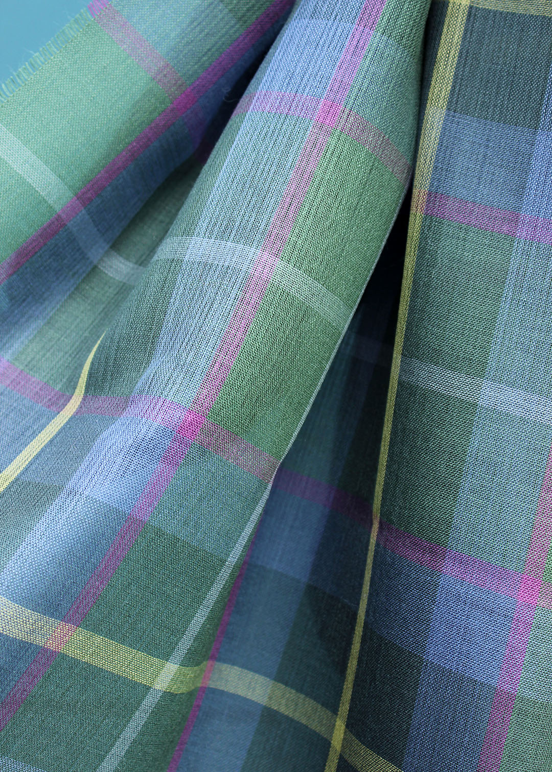 Alba superfine lambswool stole in the Forsyth Green tartan.