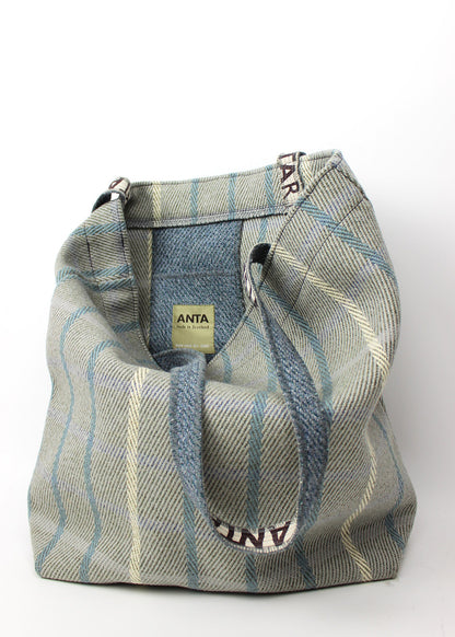 Caithness Carpet Bag