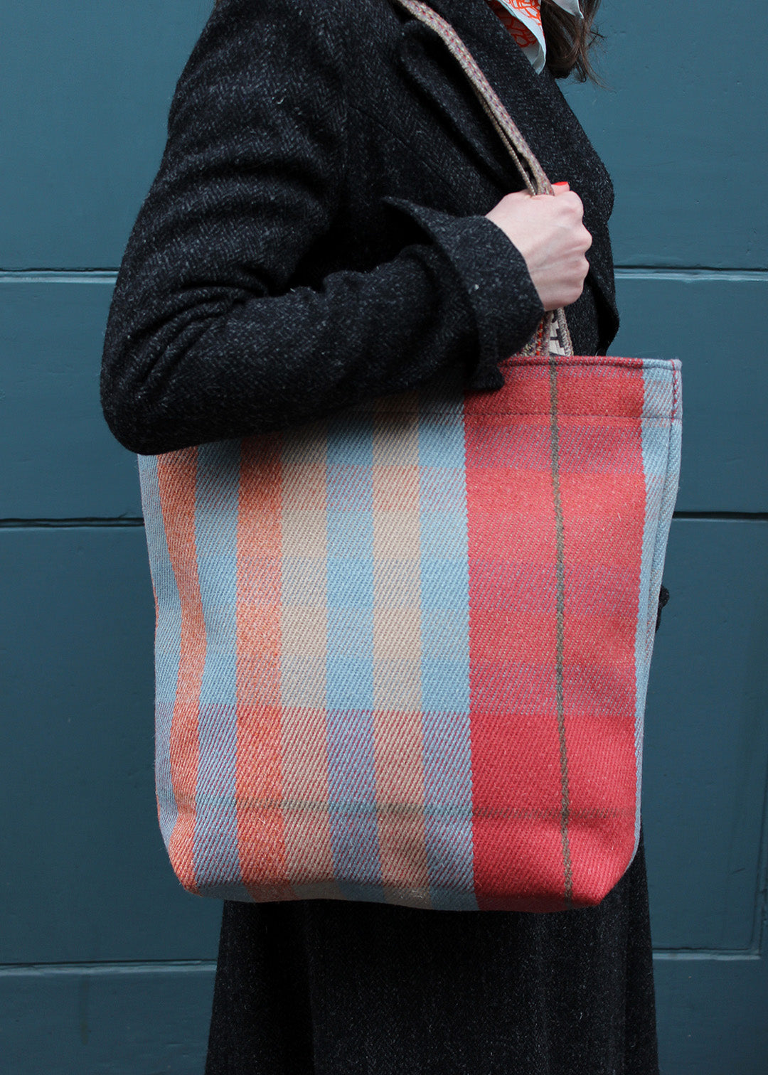 Sandy Gordon Carpet Bag