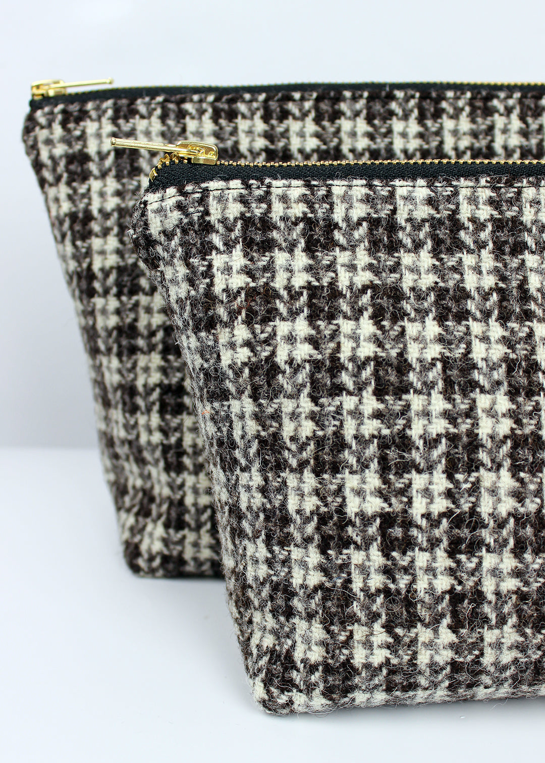 Stornoway Harris Tweed Zip Bag Small