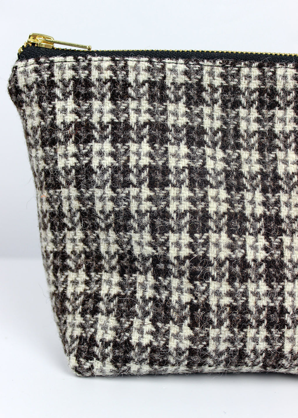 Stornoway Harris Tweed Zip Bag Large