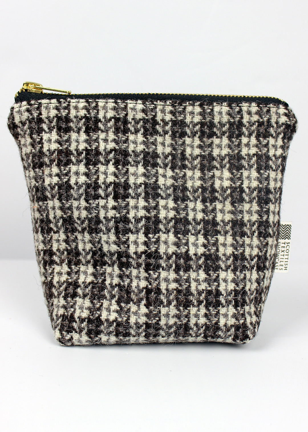 Stornoway Harris Tweed Zip Bag Small