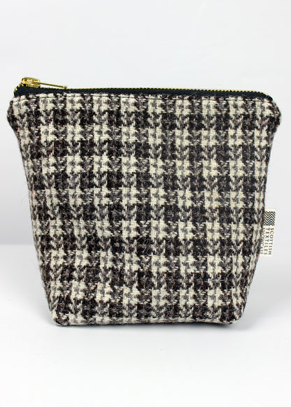 Stornoway Harris Tweed Zip Bag Small