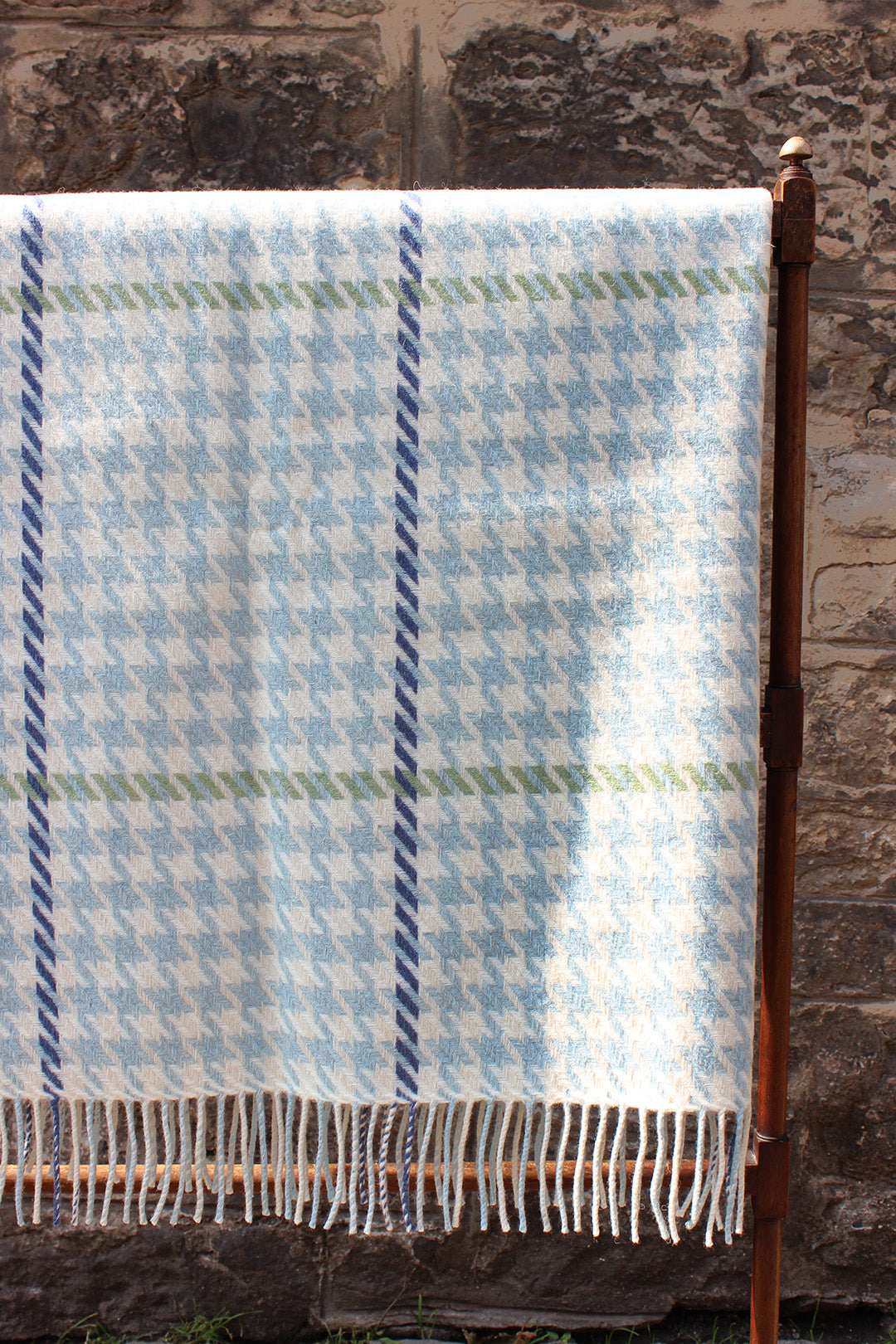 Houndstooth Throw Sky Blue