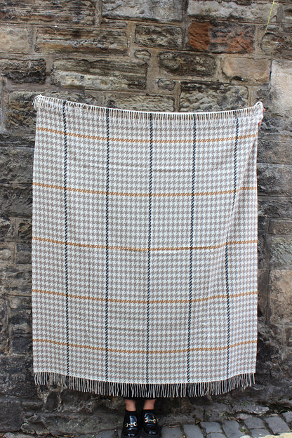 Houndstooth Throw Taupe