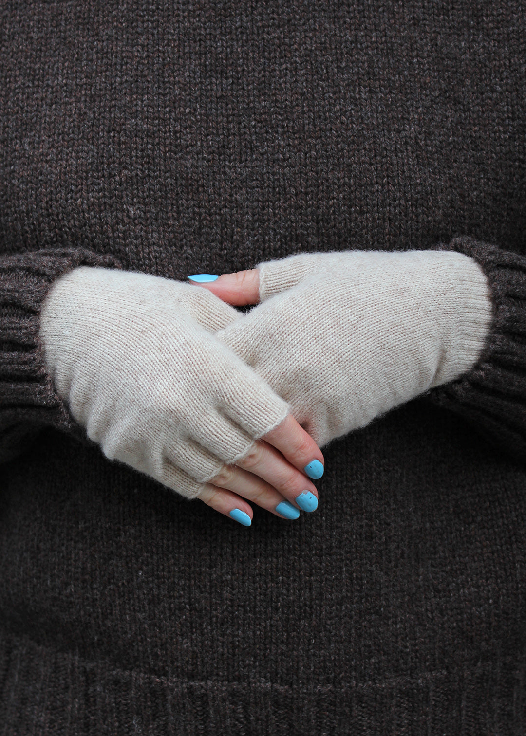 Iona Fingerless Gloves Oat