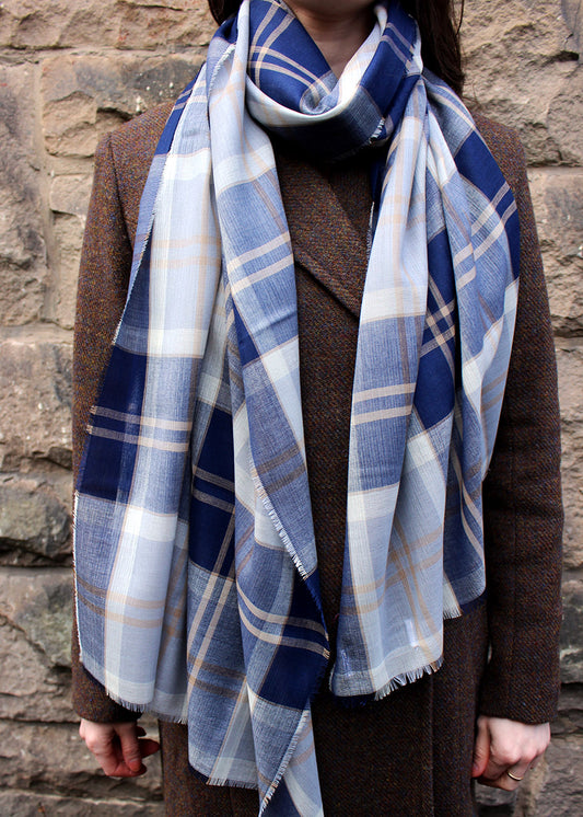 Fine merino wool stole woven in the Scottish Borders in the Bannockbane Grey tartan. Scottish Textiles Showcase.