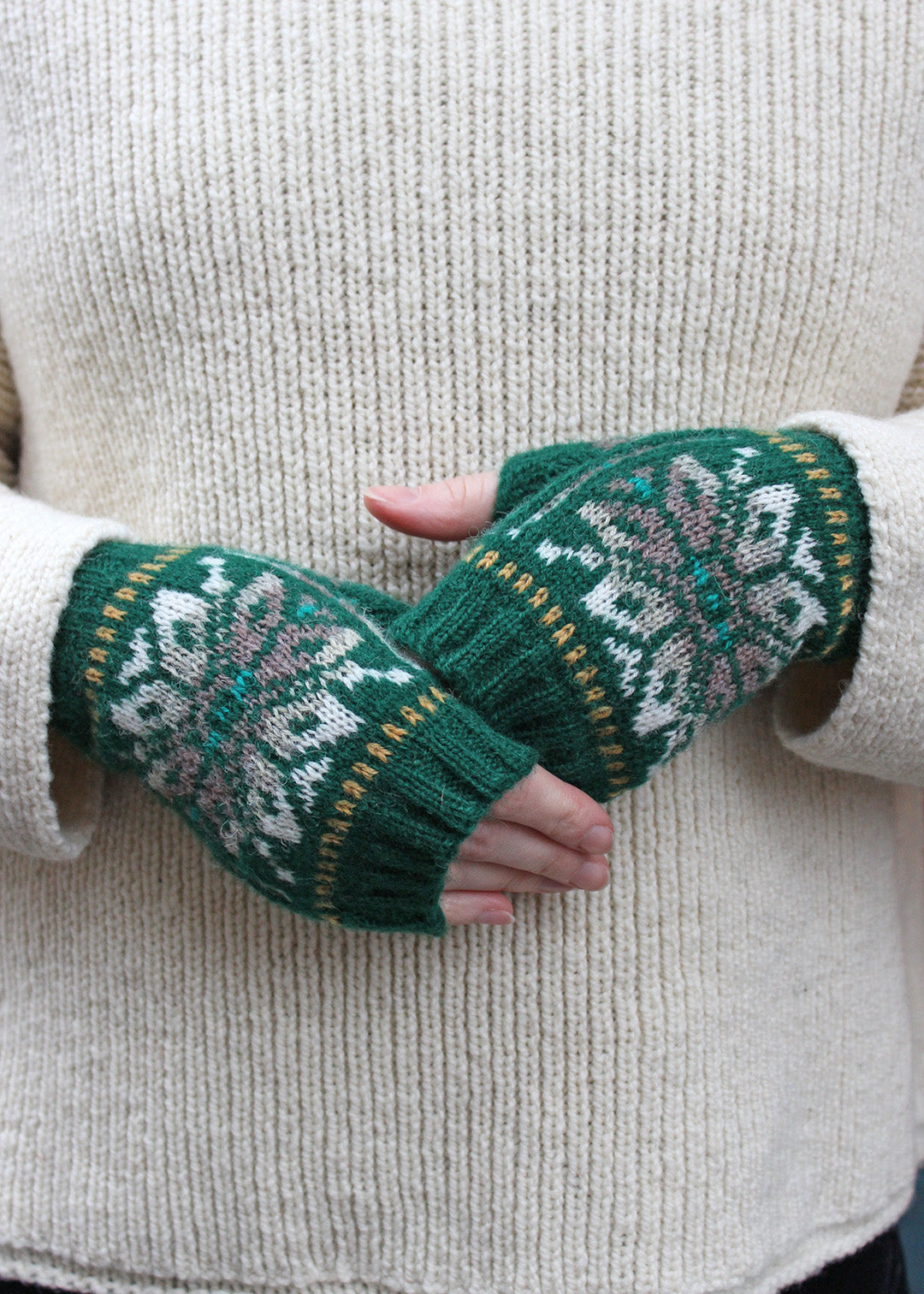 Shetland Fair Isle Fingerless Mitts Green