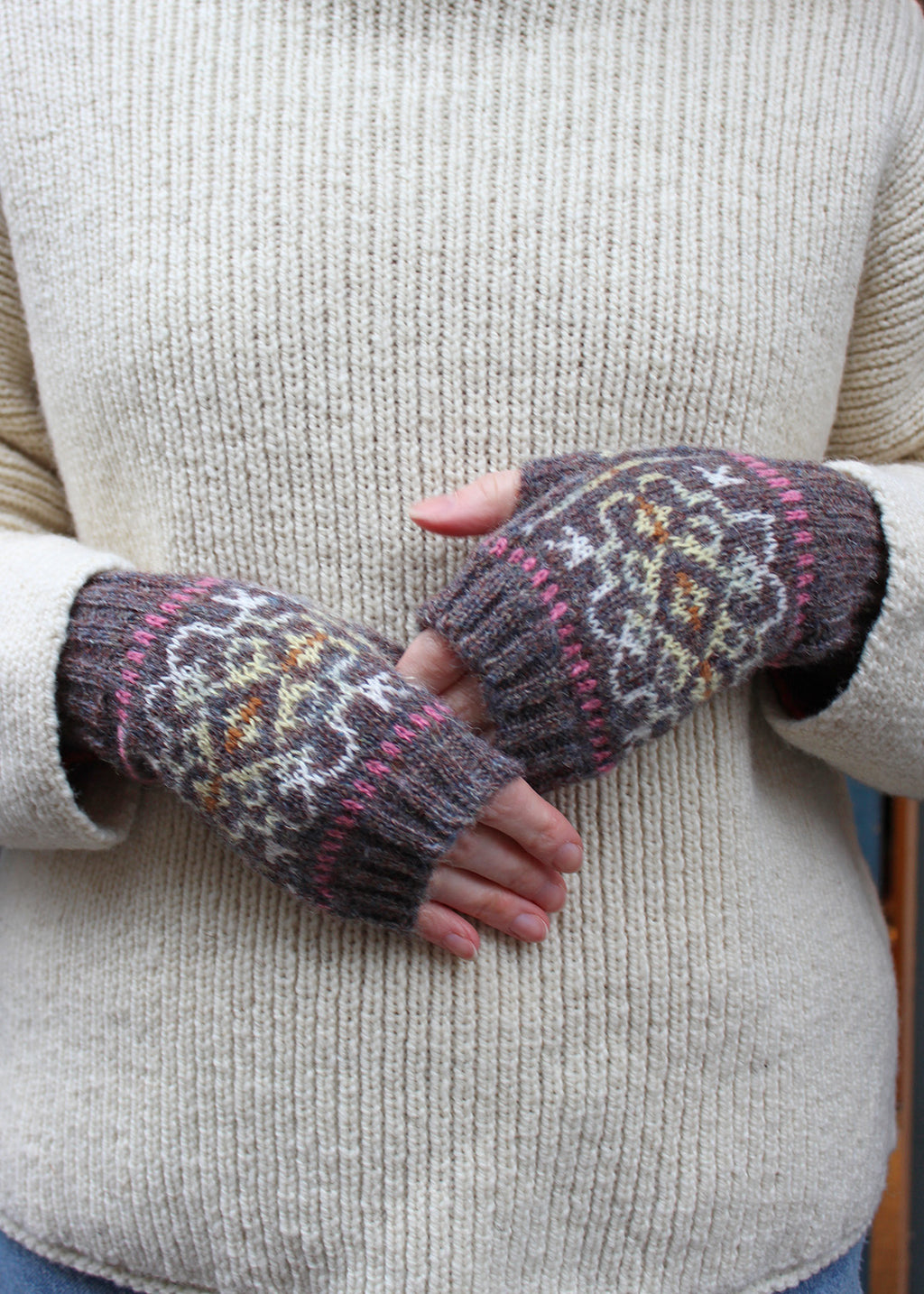 Shetland Fair Isle Fingerless Mitts Mauve