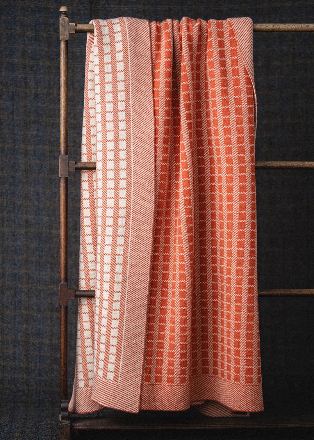 Squares Blanket Furnace