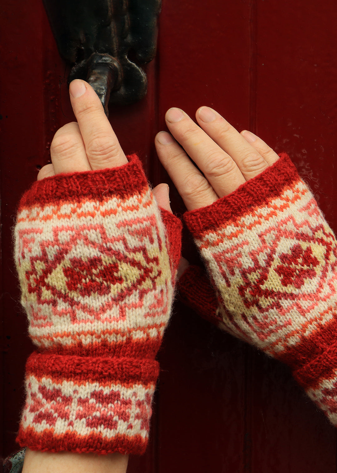 Shetland Swayfield Mitts Knitting Kit