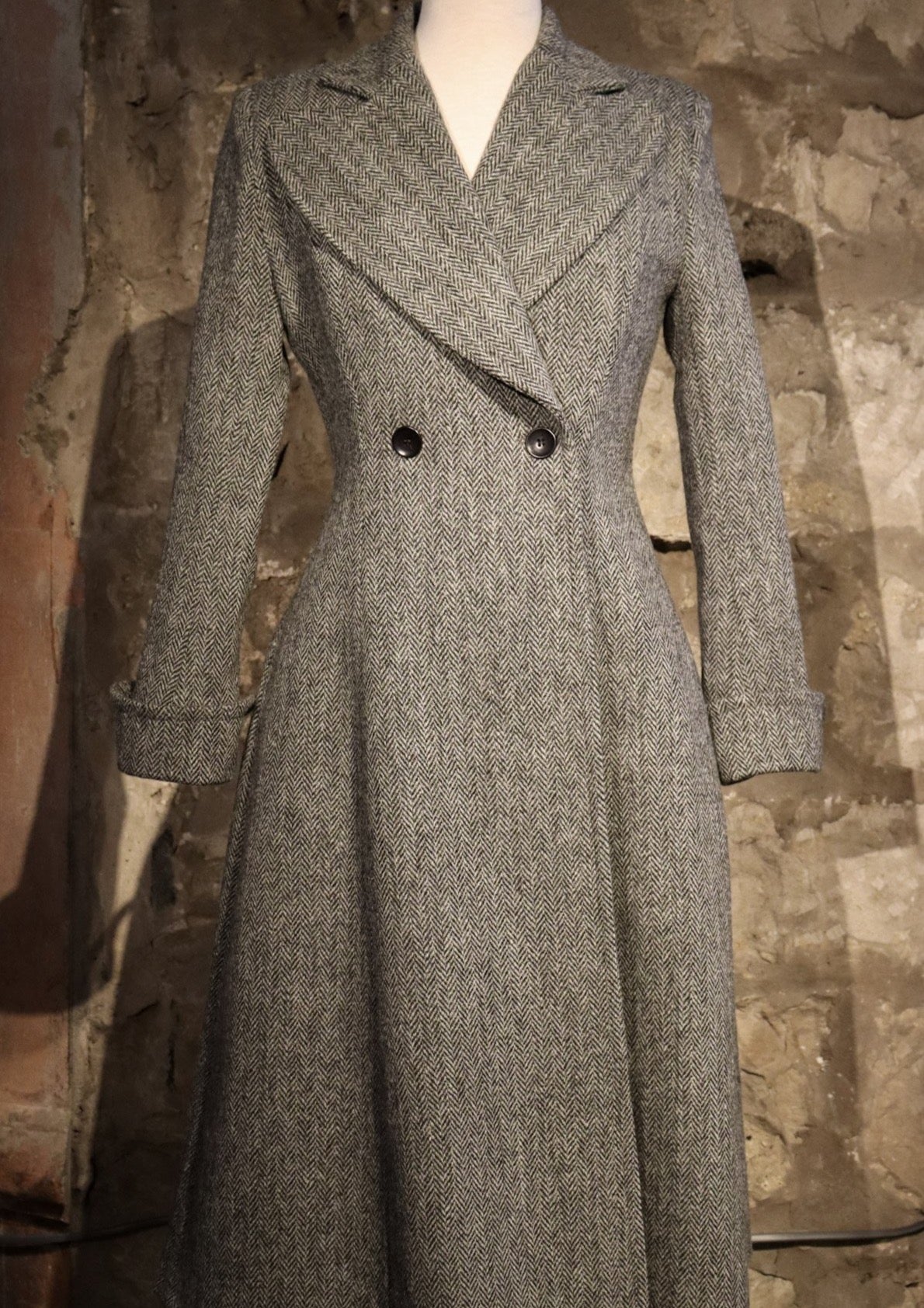 Ladies full length outlet tweed coat