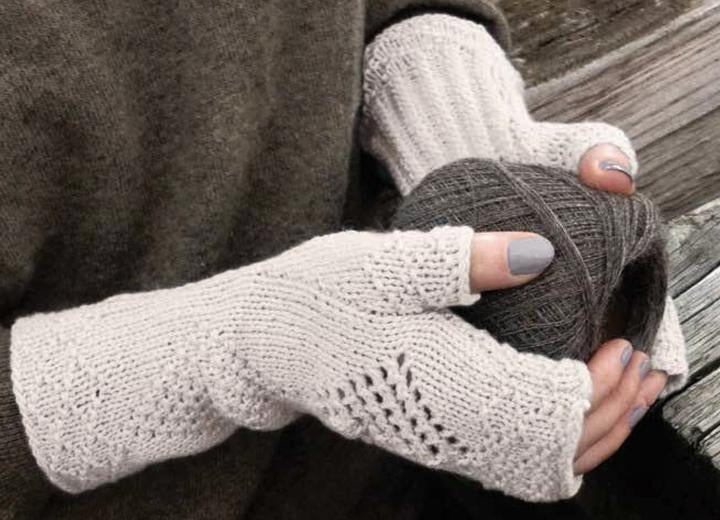 Seol mittens knitting pattern sample